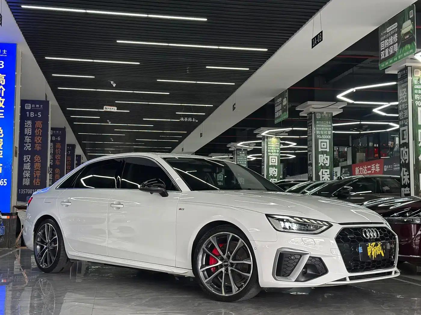 Audi A4L 2022 45 TFSI quattro Premium Dynamic Edition — миниатюра 3