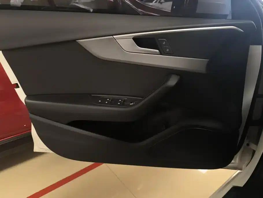 Audi A4L 2019 40 TFSI Progressive (China VI Emission Standard) — миниатюра 7
