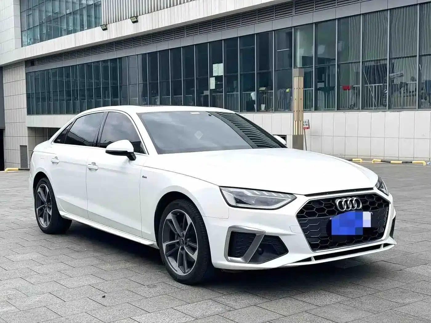 Audi A4L 2022 40 TFSI Fashion Dynamic Edition — миниатюра 2