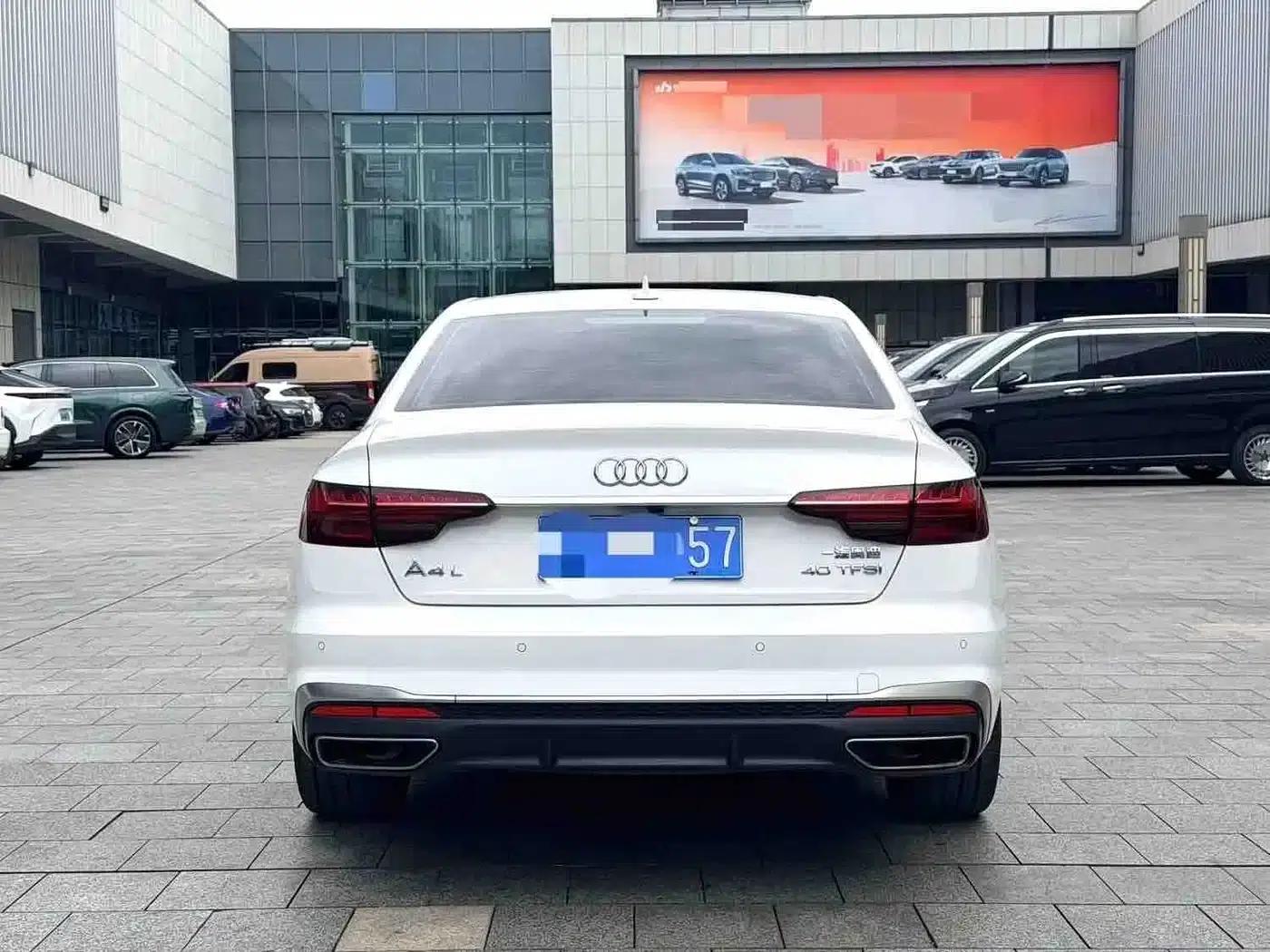 Audi A4L 2022 40 TFSI Fashion Dynamic Edition — миниатюра 4