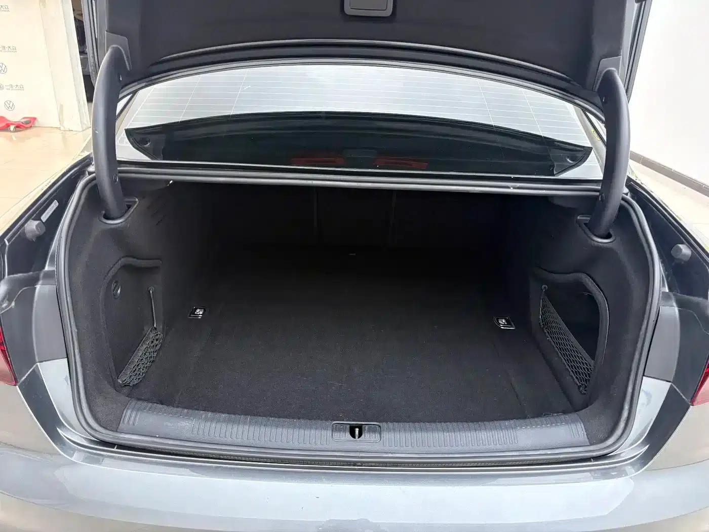 Audi A4L 2020 40 TFSI Luxury Dynamic — миниатюра 5