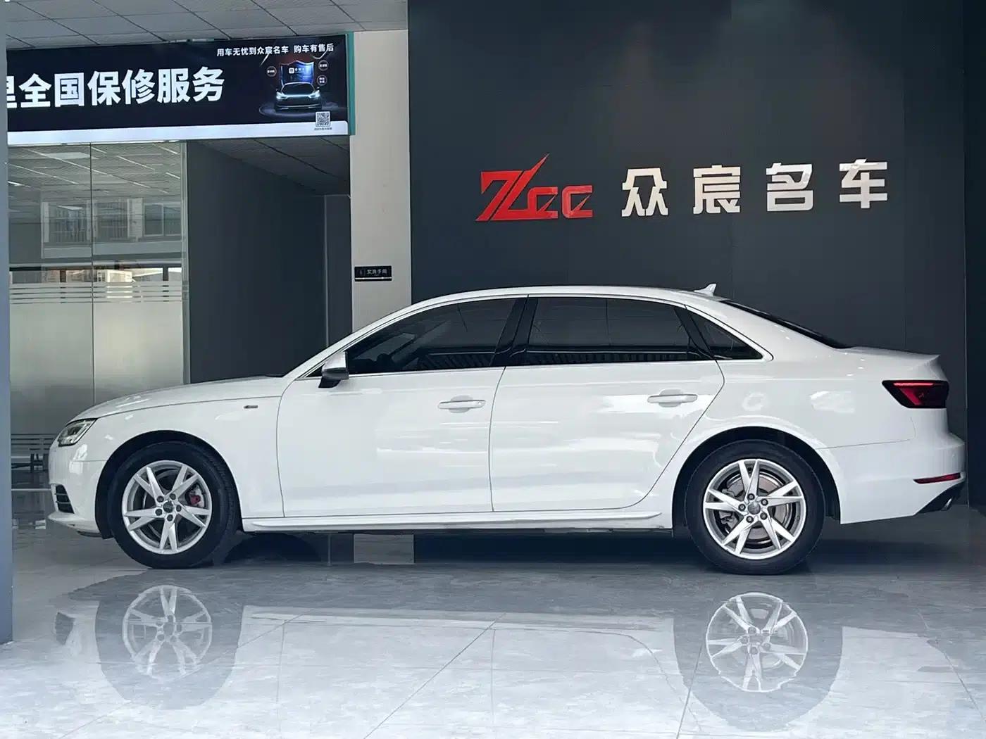 Audi A4L 2018 30th Anniversary Edition 40 TFSI Progressive — миниатюра 4