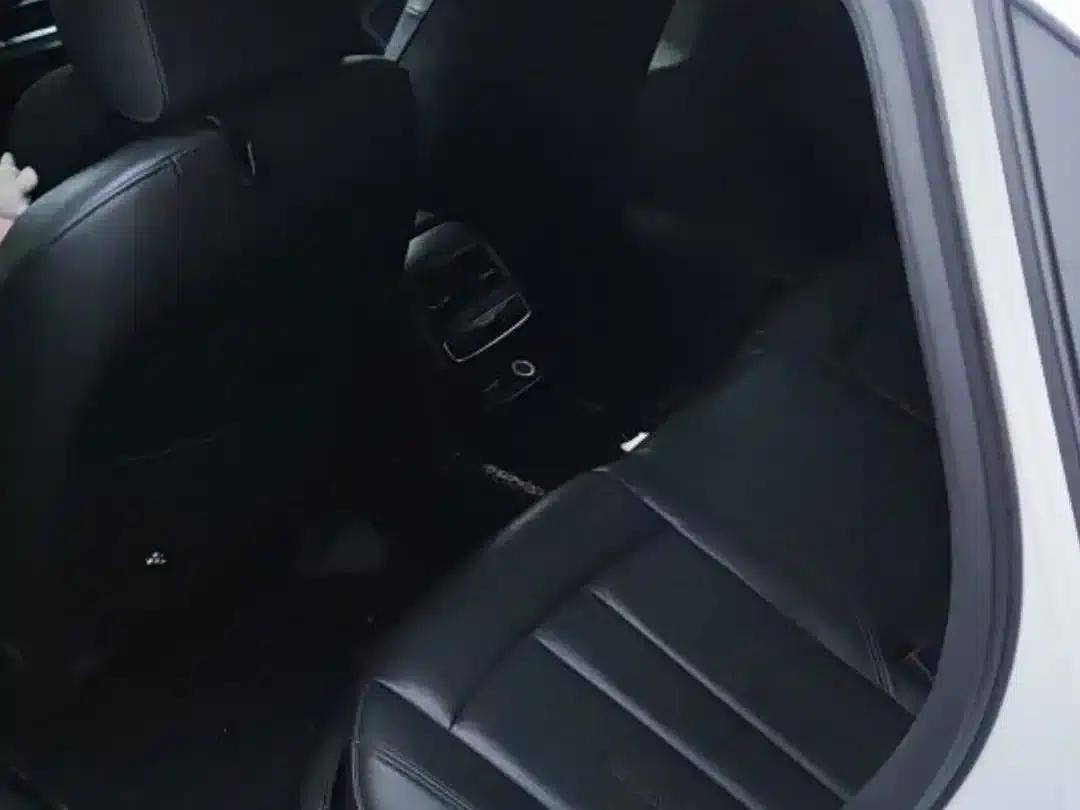 Audi A4L 2019 45 TFSI quattro Individual Sport Edition (China VI Emission Standard) — миниатюра 3