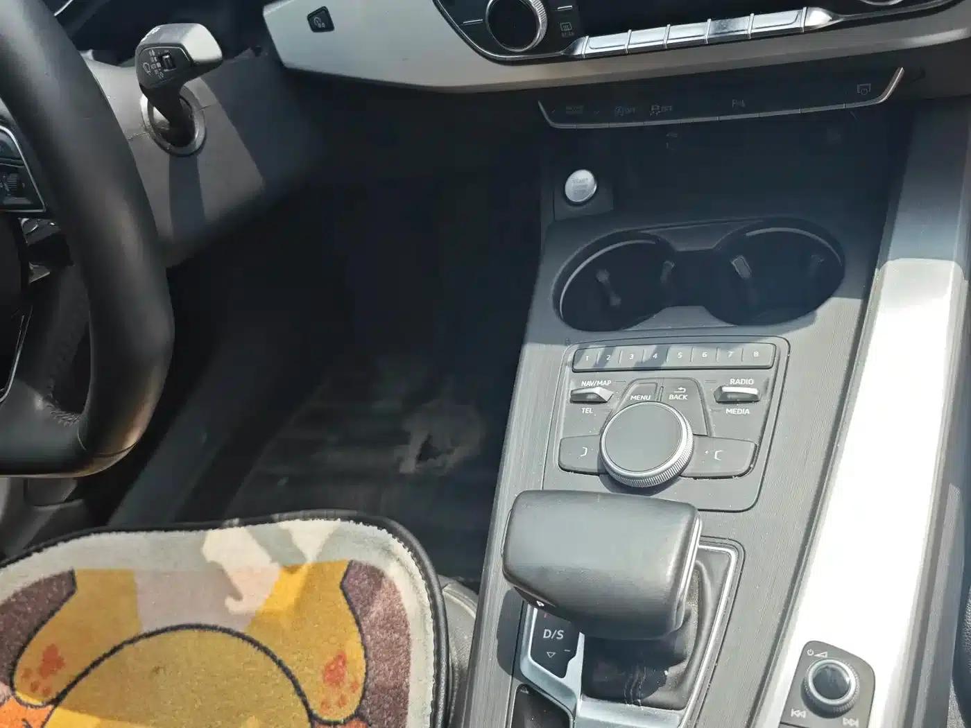 Audi A4L 2019 45 TFSI quattro Individual Sport Edition (China VI Emission Standard) — миниатюра 9