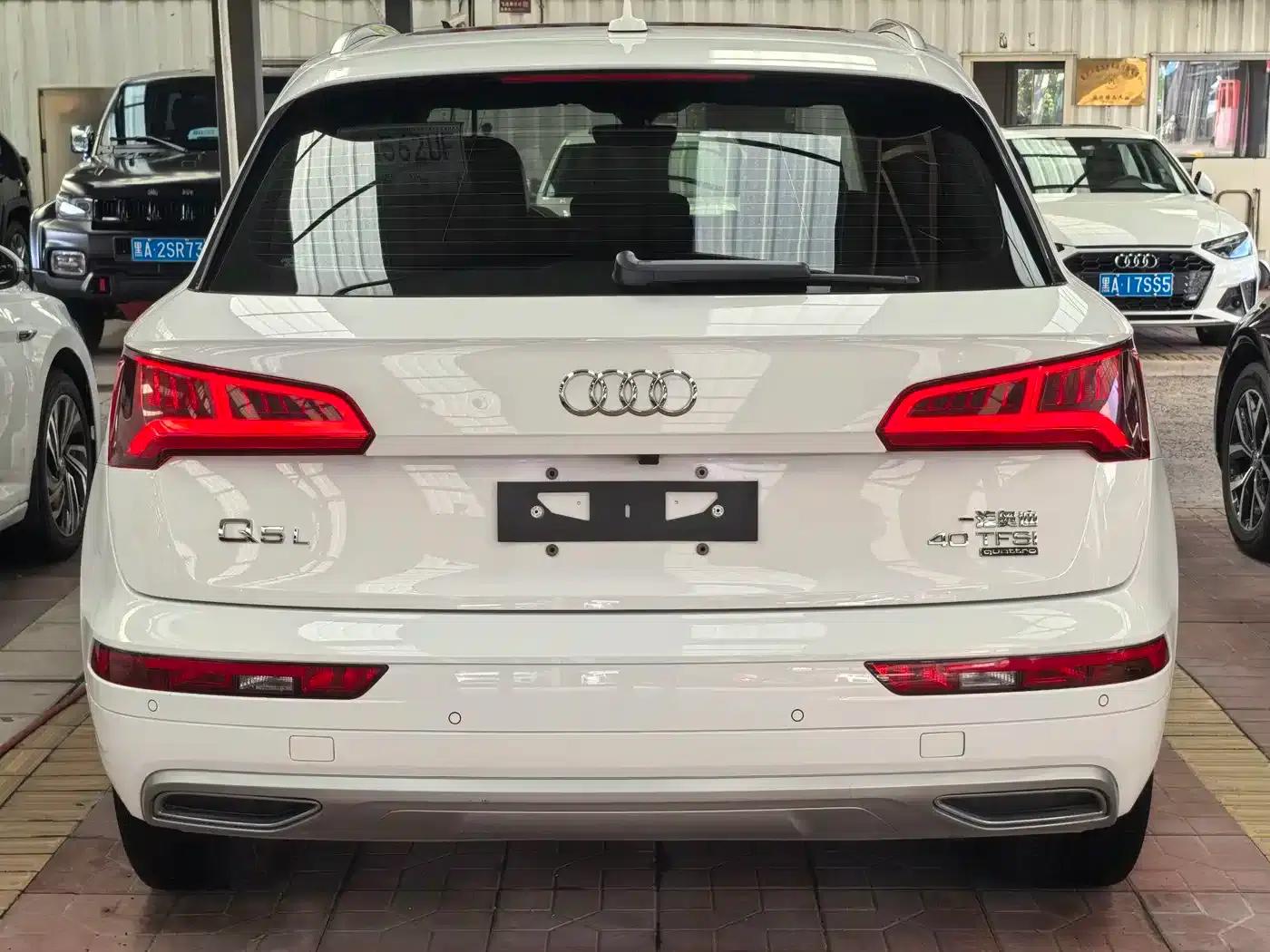 Audi Q5L 2020 40 TFSI Luxury Progressive Edition — миниатюра 3