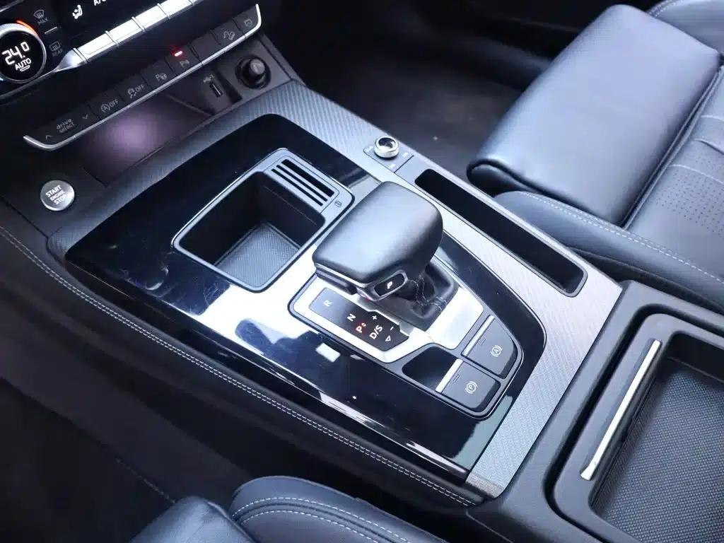 Audi Q5L 2021 40 TFSI Luxury Dynamic — миниатюра 13