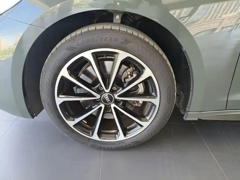 Audi A5L 2026 2.0T Sport Plus — миниатюра 23