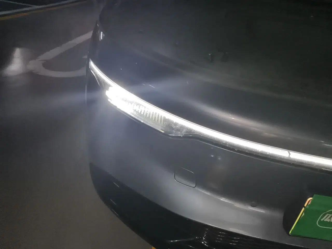 Zeekr 007 2024 Rear-Drive Enhanced Version 75 kWh — миниатюра 4