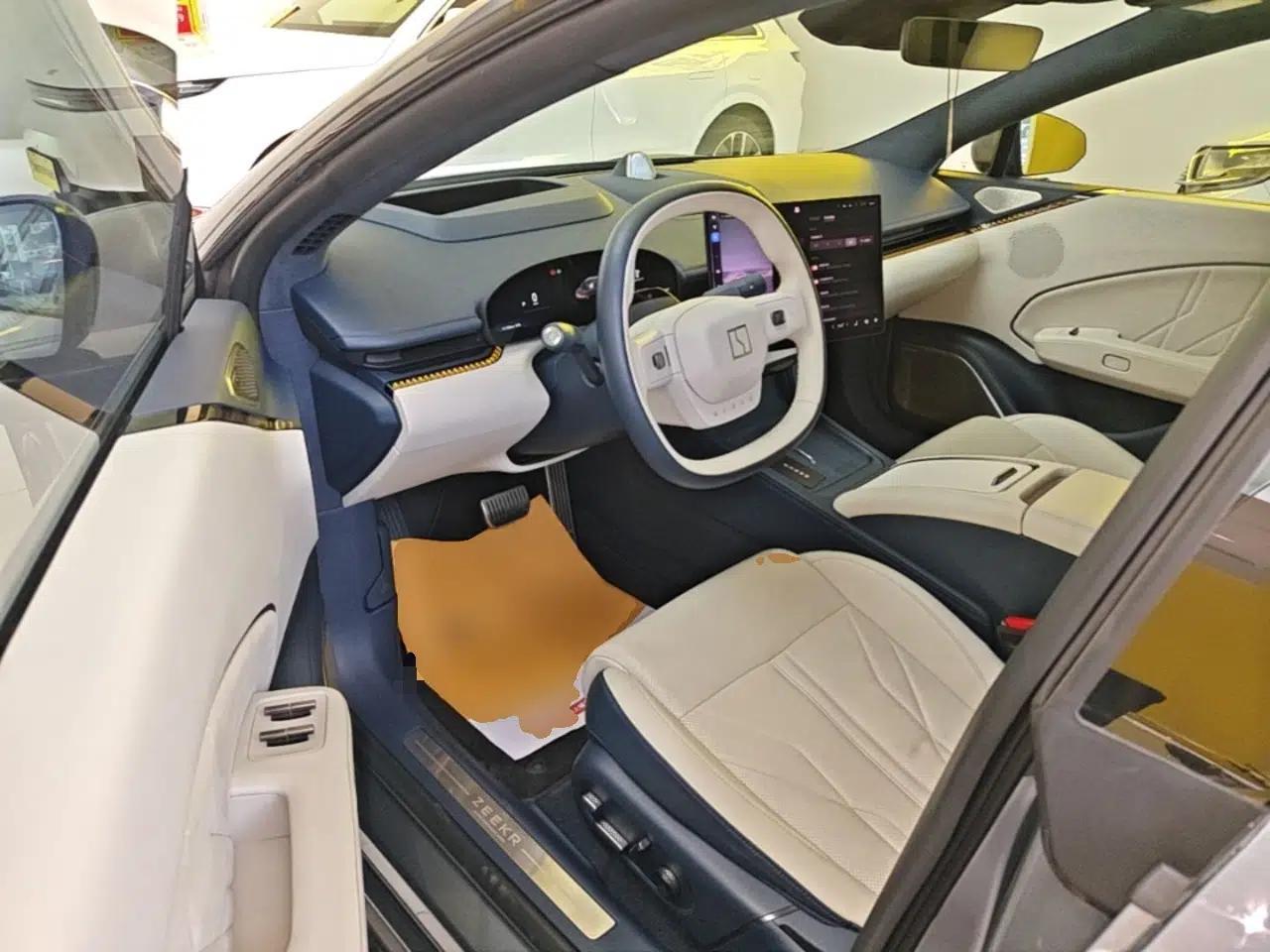 Zeekr 007 2024 Four-Wheel Drive Intelligent Driving Version 100 kWh — миниатюра 18
