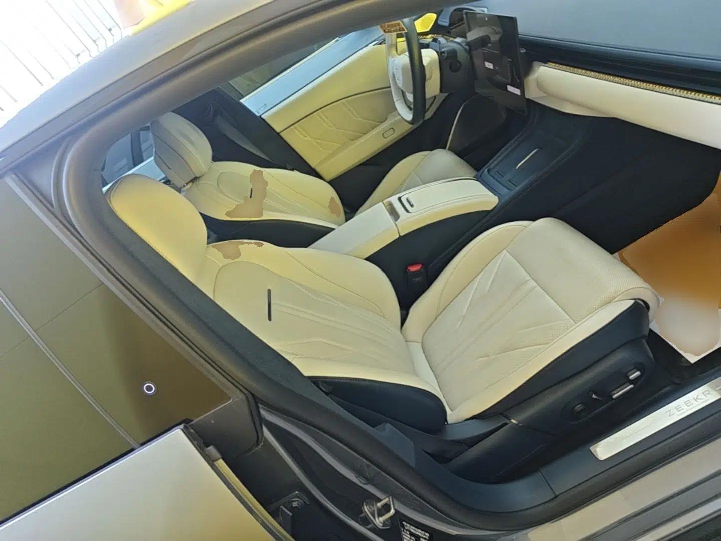 Zeekr 007 2024 Four-Wheel Drive Intelligent Driving Version 100 kWh — миниатюра 19