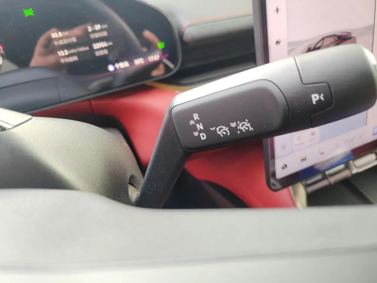 Zeekr 007GT 2025 Rear-Drive Intelligent Driving Version 75 kWh — миниатюра 14