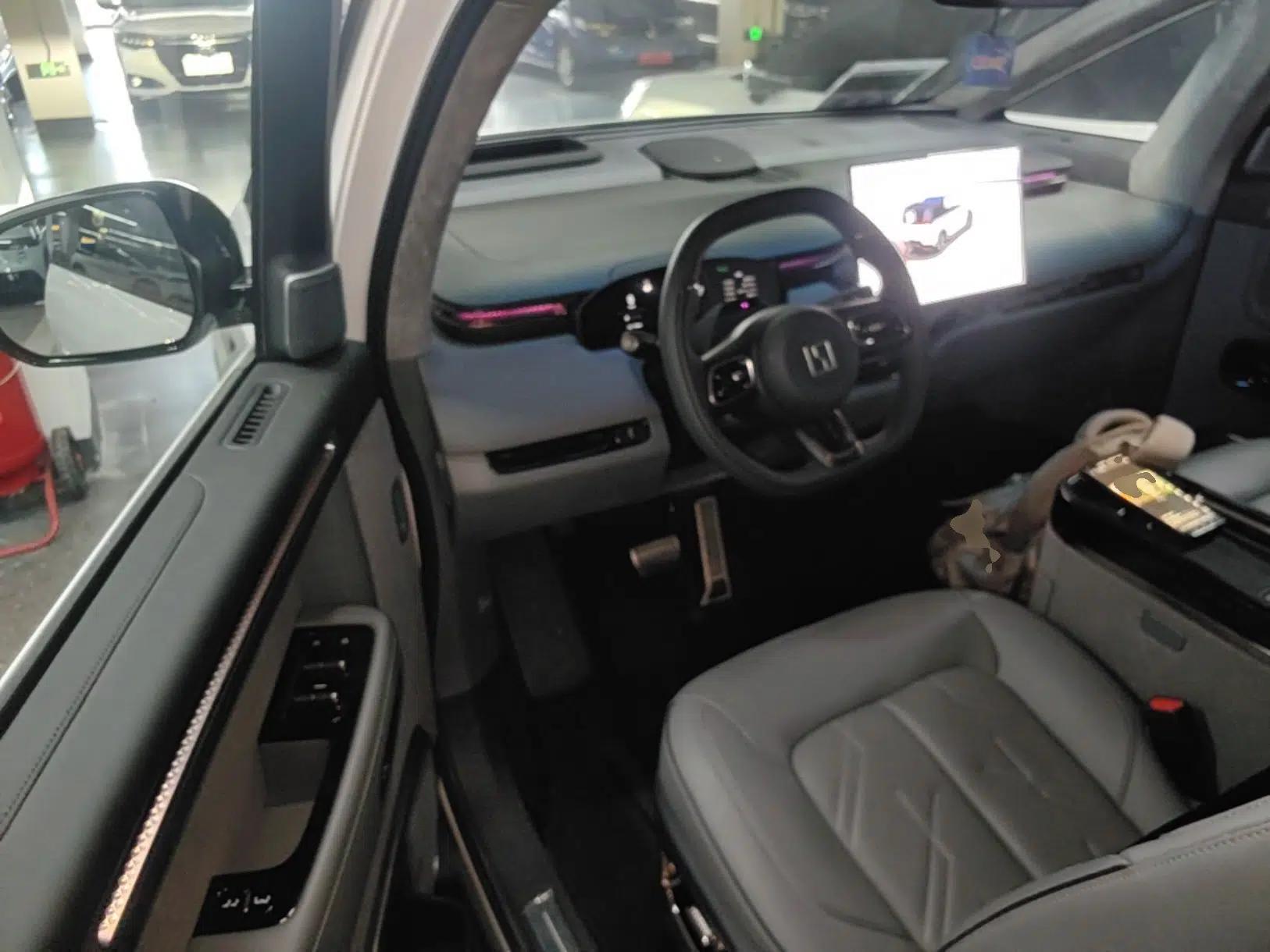 Zeekr MIX 2025 Intelligent Driving Version — миниатюра 18