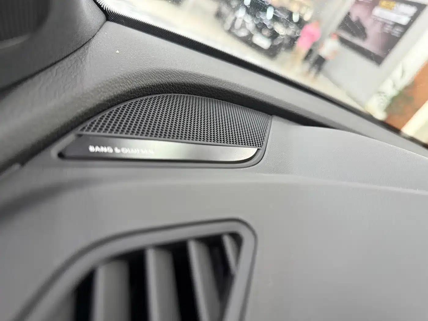 Audi Q5L Sportback 2022 45 TFSI Luxury — миниатюра 17