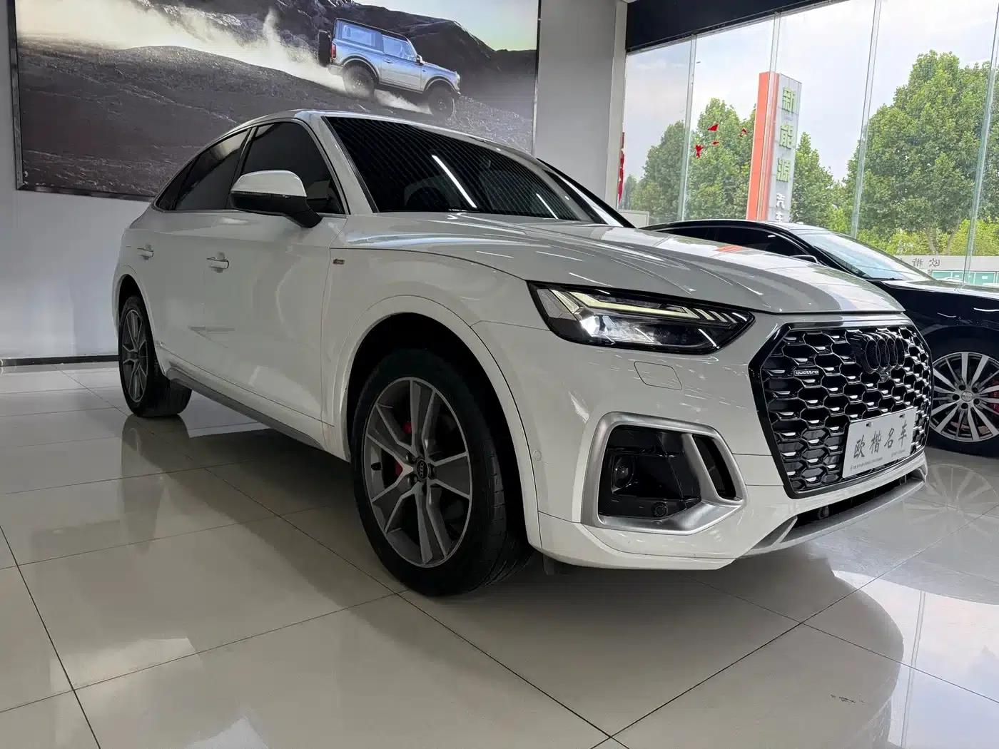 Audi Q5L Sportback 2022 45 TFSI Luxury — миниатюра 3