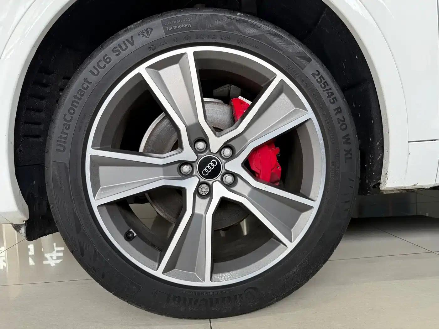 Audi Q5L Sportback 2022 45 TFSI Luxury — миниатюра 23