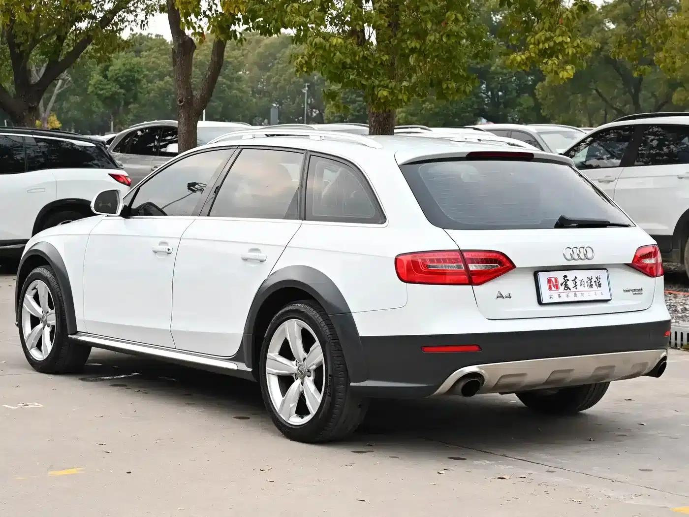 2014 Audi A4 Imported Model 40 TFSI allroad quattro plus — миниатюра 4
