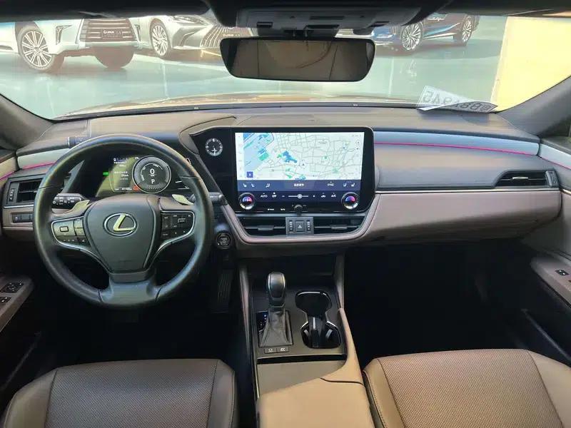 Lexus ES 2025 300h Premium Edition — миниатюра 8