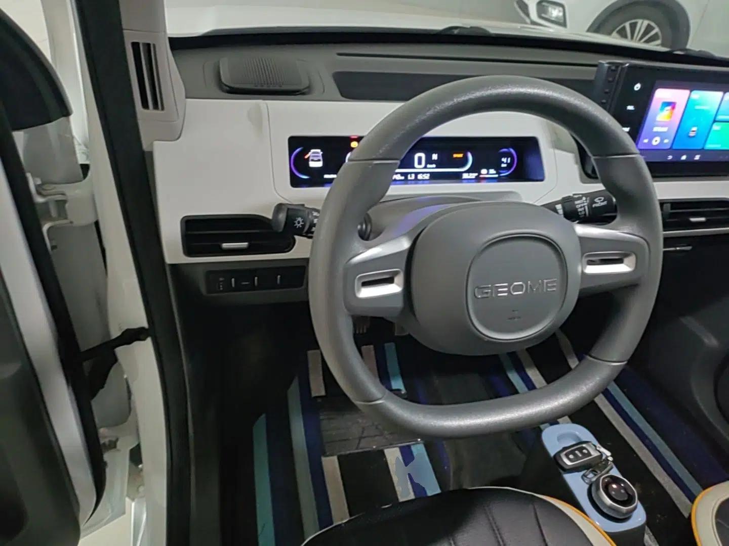 Geely Galaxy Panda 2023 Panda Mini 120km Super Cute Bear — миниатюра 13