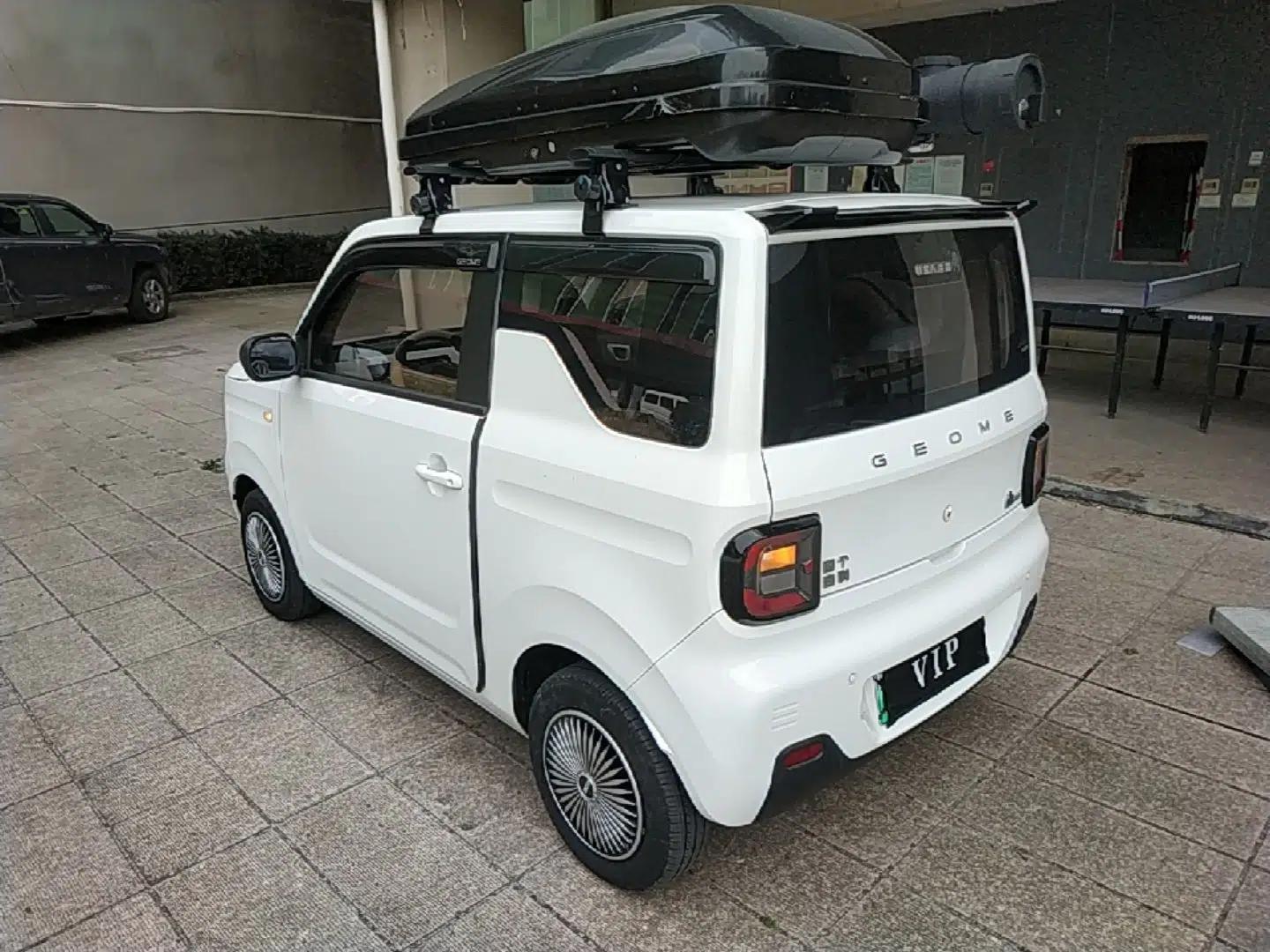Geely Galaxy Panda 2023 Panda Mini 200km Endurance Bear — миниатюра 4