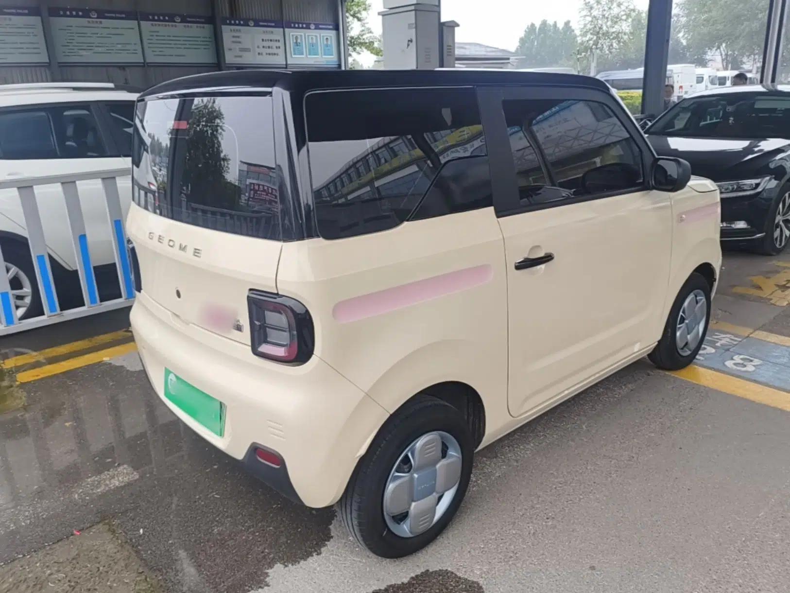 Geely Galaxy Panda 2024 Panda Mini 200km Endurance Bear — миниатюра 6