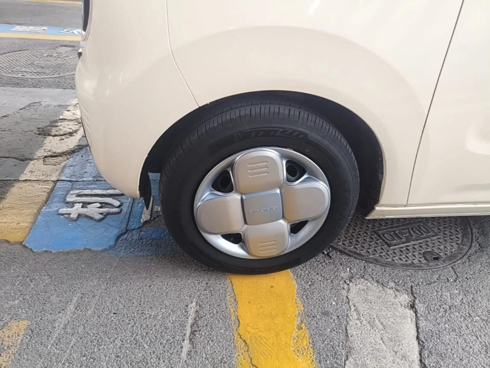 Geely Galaxy Panda 2024 Panda Mini 200km Endurance Bear — миниатюра 10