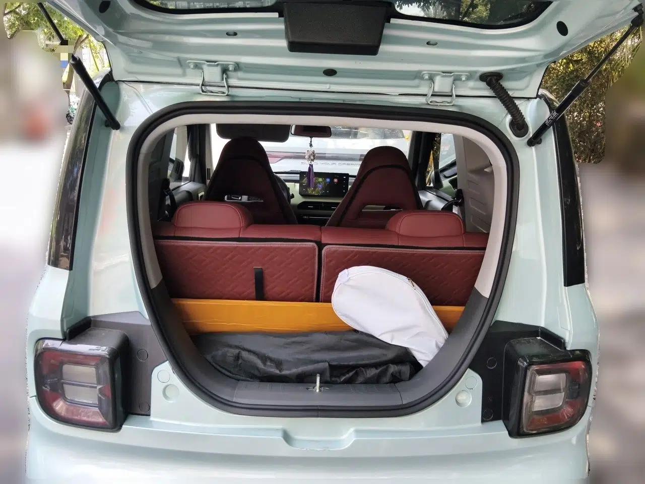 Geely Galaxy Panda 2024 Panda Mini 200km Endurance Bear — миниатюра 19