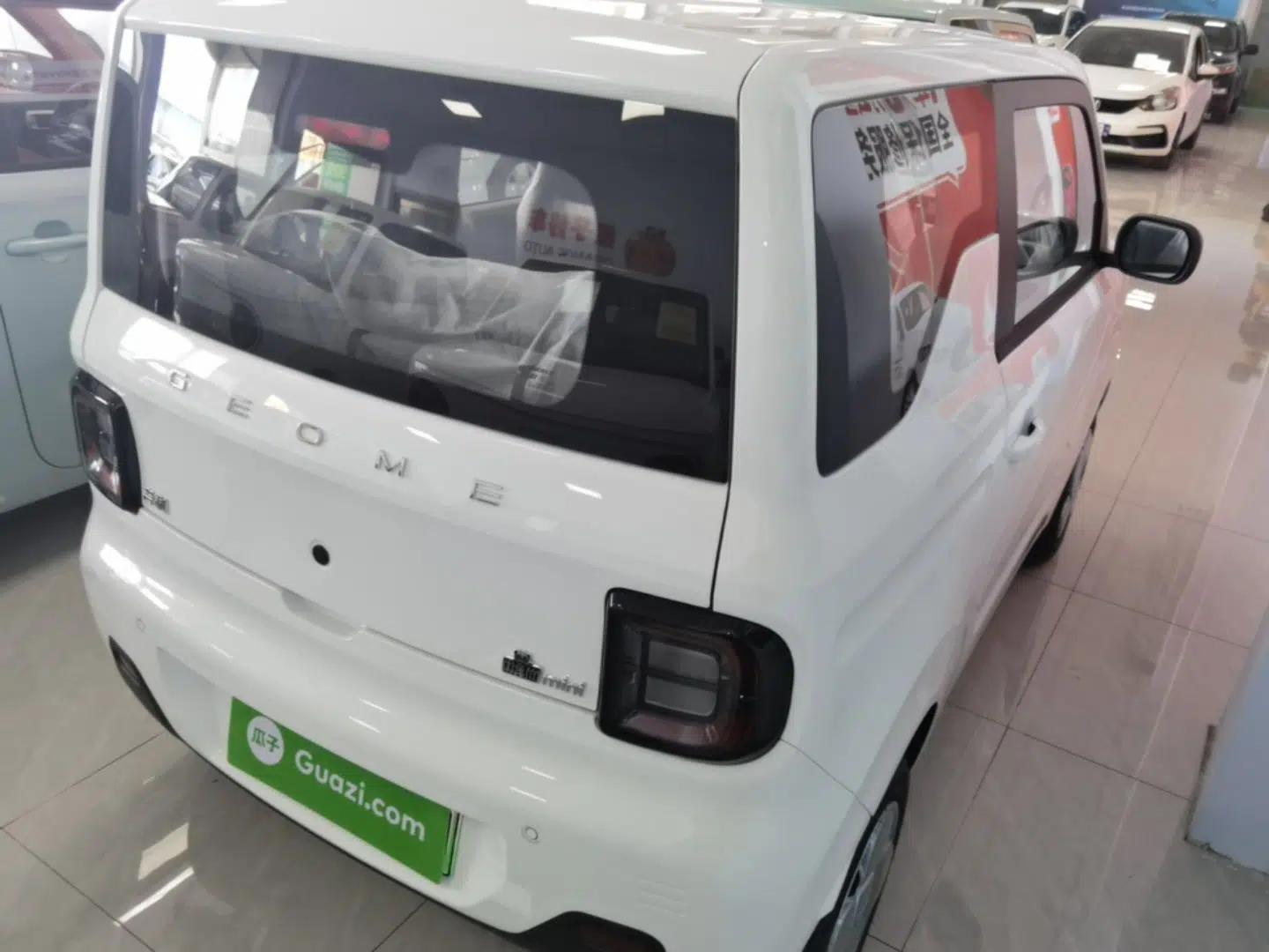 Geely Galaxy Panda 2024 Panda Mini 200km Endurance Bear — миниатюра 6