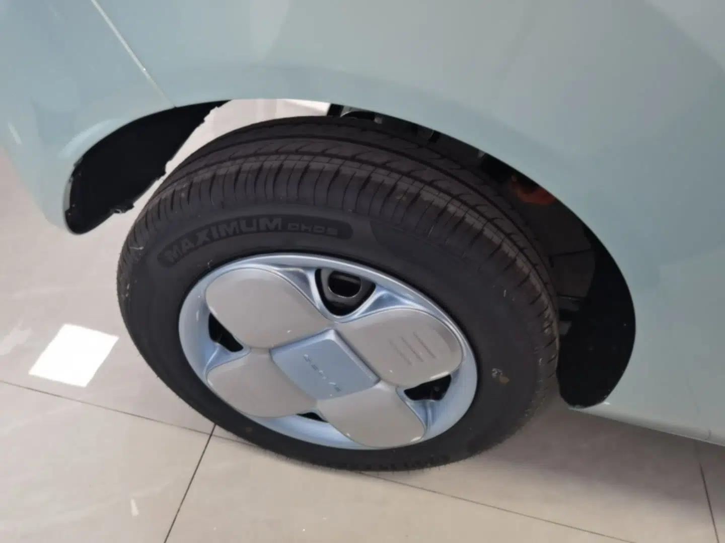 Geely Galaxy Panda 2024 Panda Mini 200km Endurance Bear — миниатюра 11
