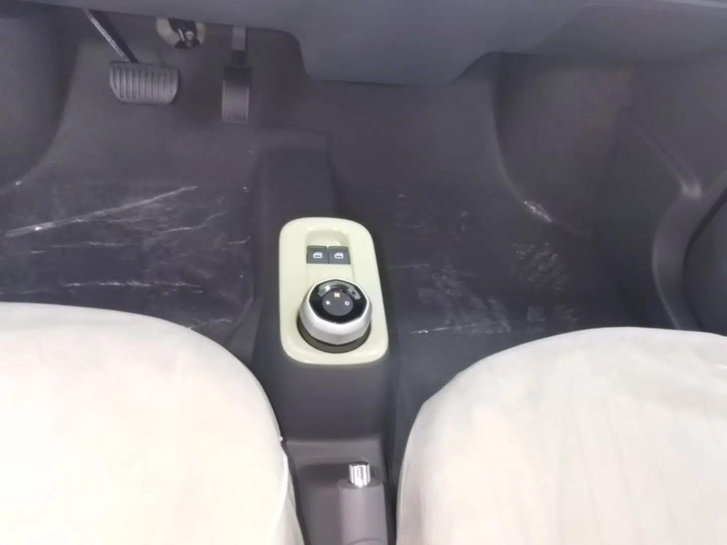 Geely Galaxy Panda 2024 Panda Mini 200km Endurance Bear — миниатюра 21