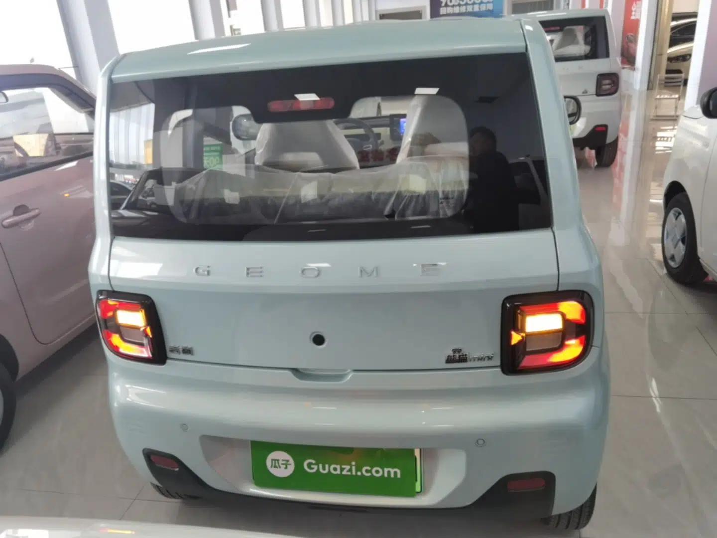 Geely Galaxy Panda 2024 Panda Mini 200km Endurance Bear — миниатюра 5