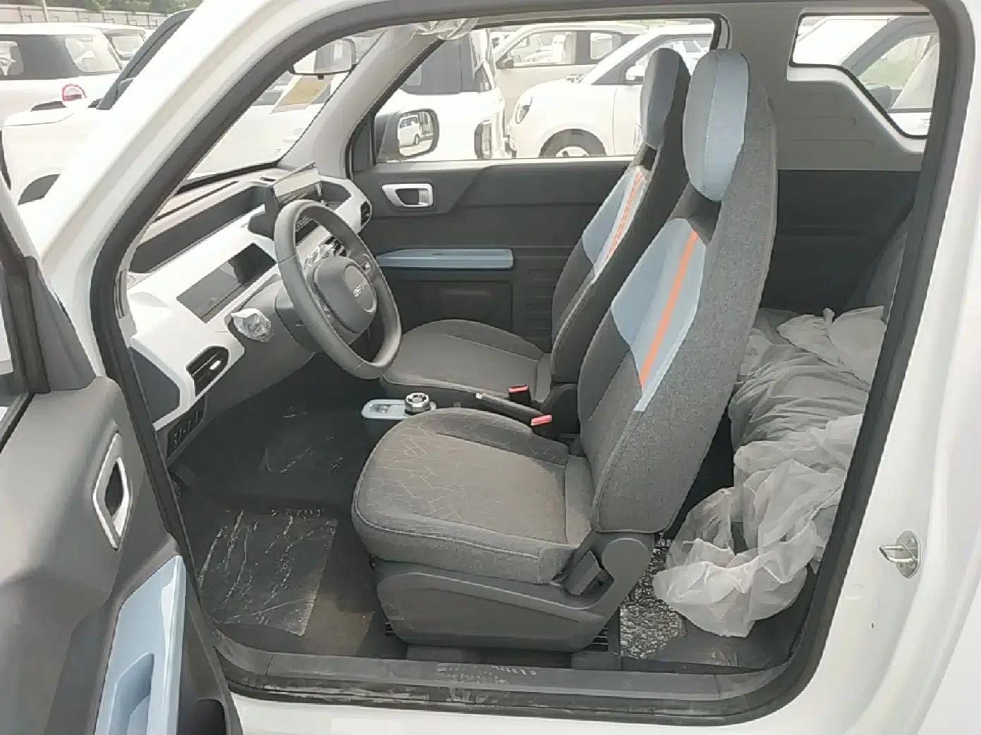 Geely Galaxy Panda 2024 Panda Mini 200km Endurance Bear — миниатюра 17
