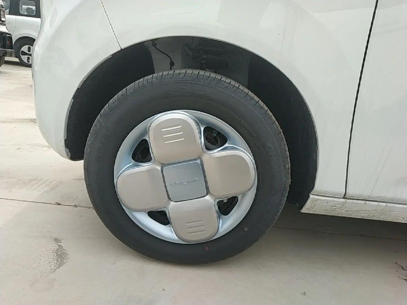 Geely Galaxy Panda 2024 Panda Mini 200km Endurance Bear — миниатюра 10