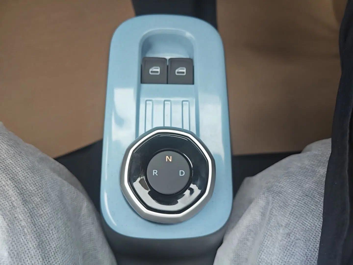 Geely Galaxy Panda 2024 Panda Mini 200km Endurance Bear — миниатюра 21