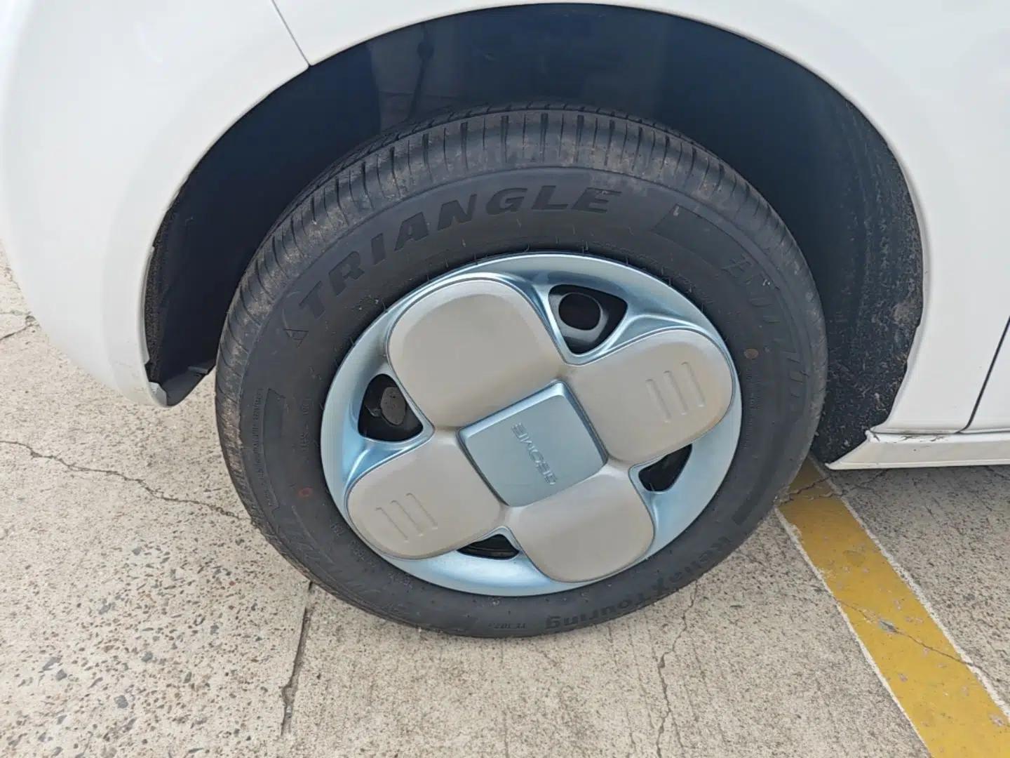 Geely Galaxy Panda 2024 Panda Mini 200km Endurance Bear — миниатюра 10