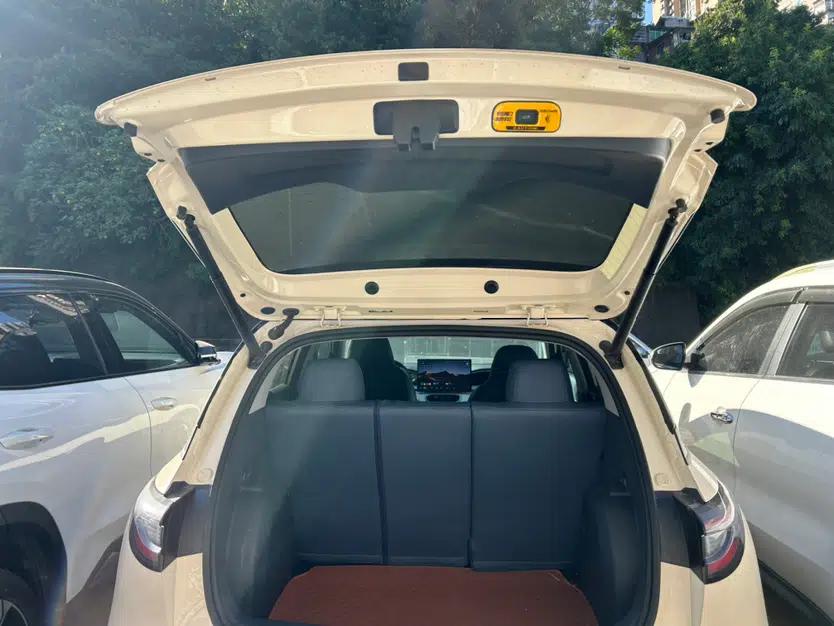 Geely Galaxy Geome 2025 UP 410km Exploration Edition — миниатюра 22
