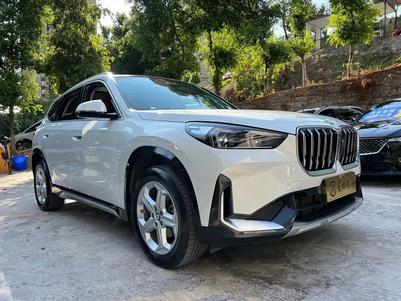 2023 BMW X1 sDrive20Li X Design Package — миниатюра 3