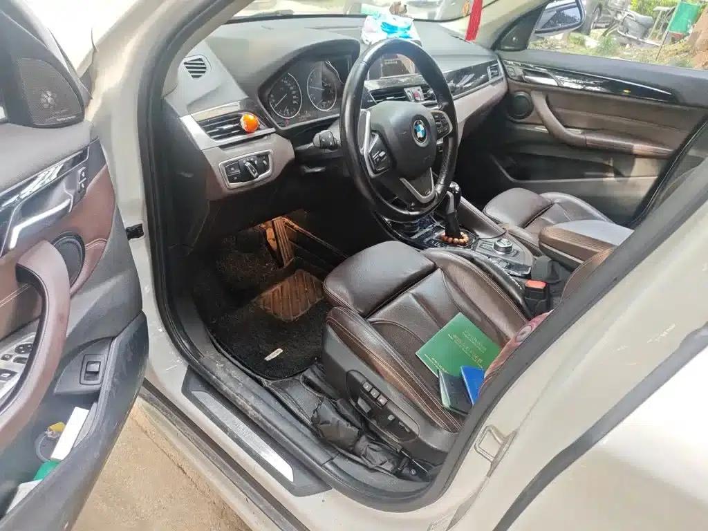 BMW X1 2016 sDrive20Li Luxury — миниатюра 13