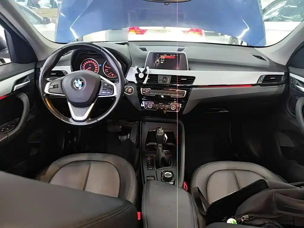 BMW X1 2016 sDrive18Li Premium — миниатюра 6