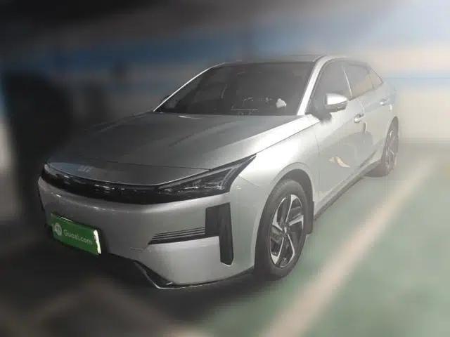 Geely Galaxy L6 2025 EM-i 140km Starship Edition