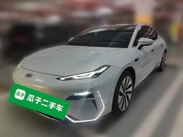 Geely Galaxy E8 2024 665 km Range Rear-Drive Starship Long-Range Version