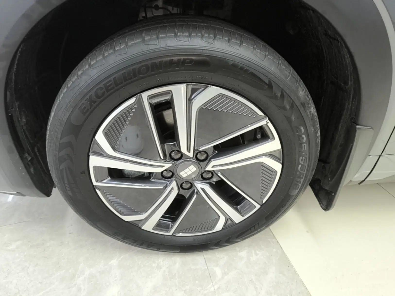 Geely Galaxy Xingjian 7 EM-i 2025 120km Exploration+ Version — миниатюра 10