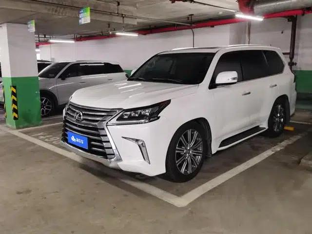2016 Lexus LX 570 Premium Luxury Edition