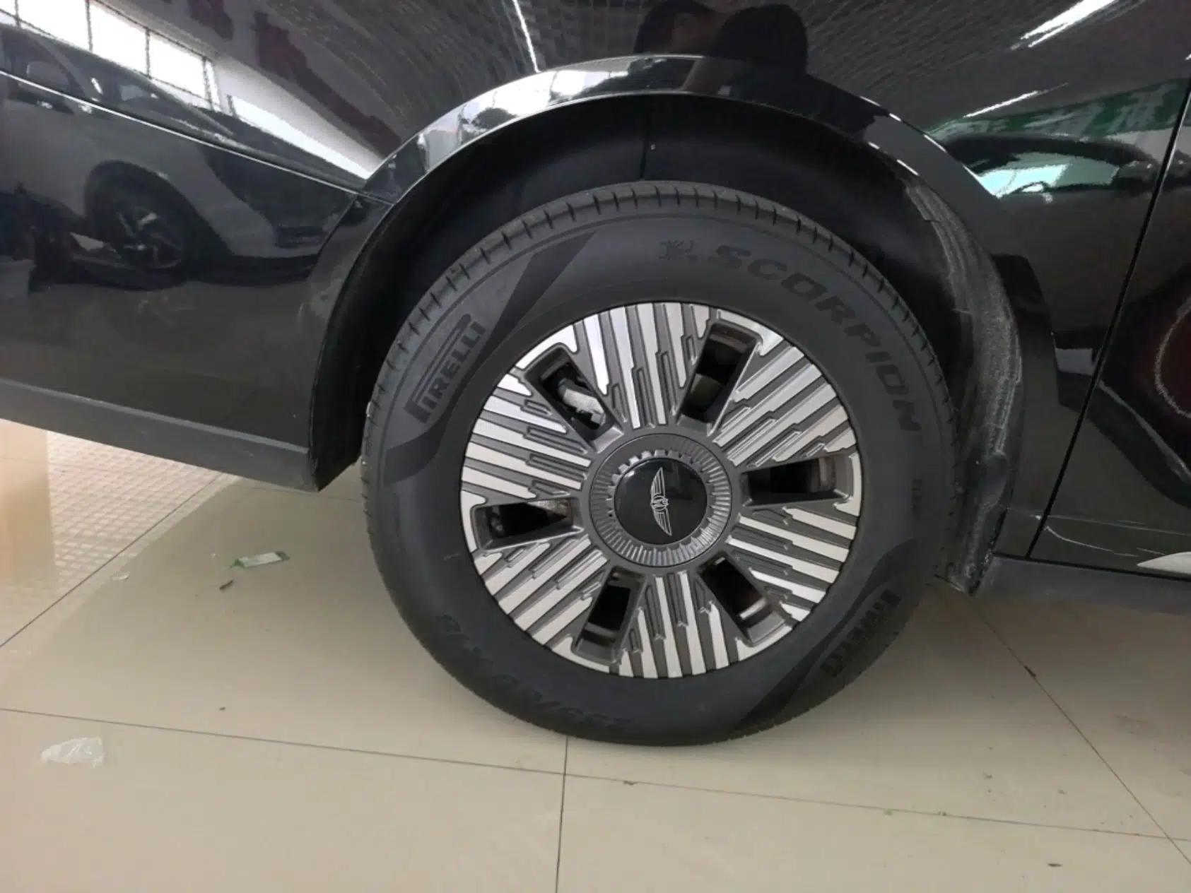 Geely Galaxy LEVC L380 2024 100 kWh 6-Seater Two-Wheel Drive Air — миниатюра 11