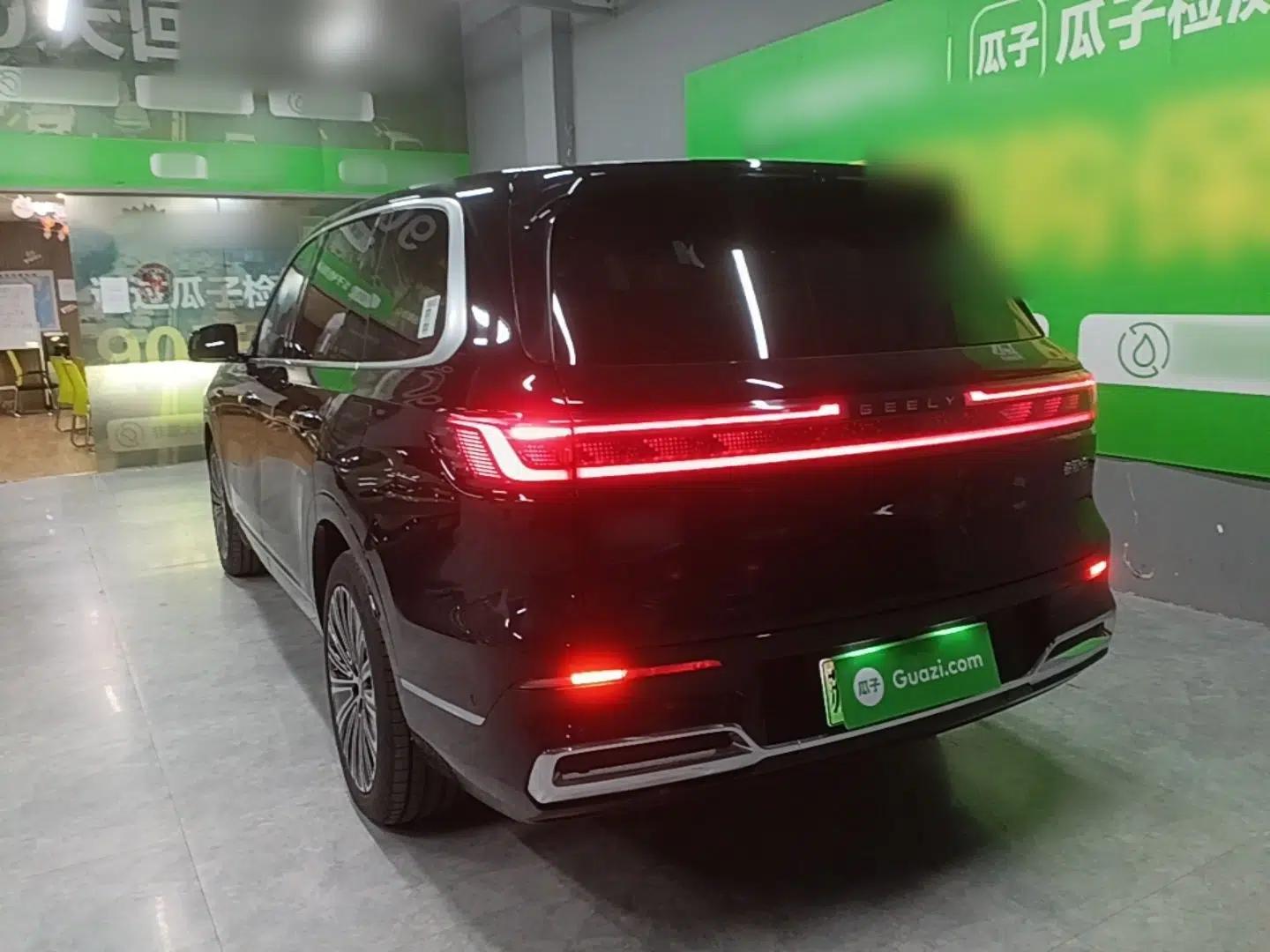 Geely Galaxy M9 2025 Model 210km Four-Wheel-Drive Leading Edition — миниатюра 4