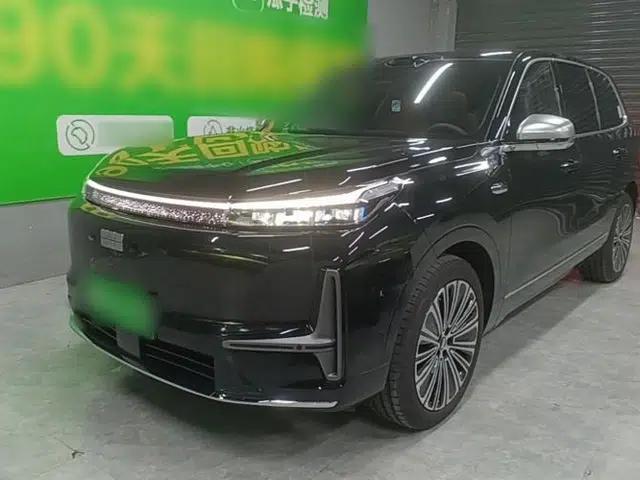 Geely Galaxy M9 2025 Model 210km Four-Wheel-Drive Leading Edition