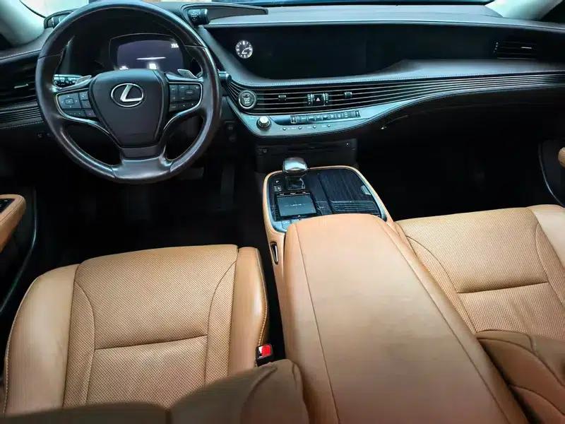 Lexus LS 2018 350 Premium Edition (China VI Emission Standard) — миниатюра 8