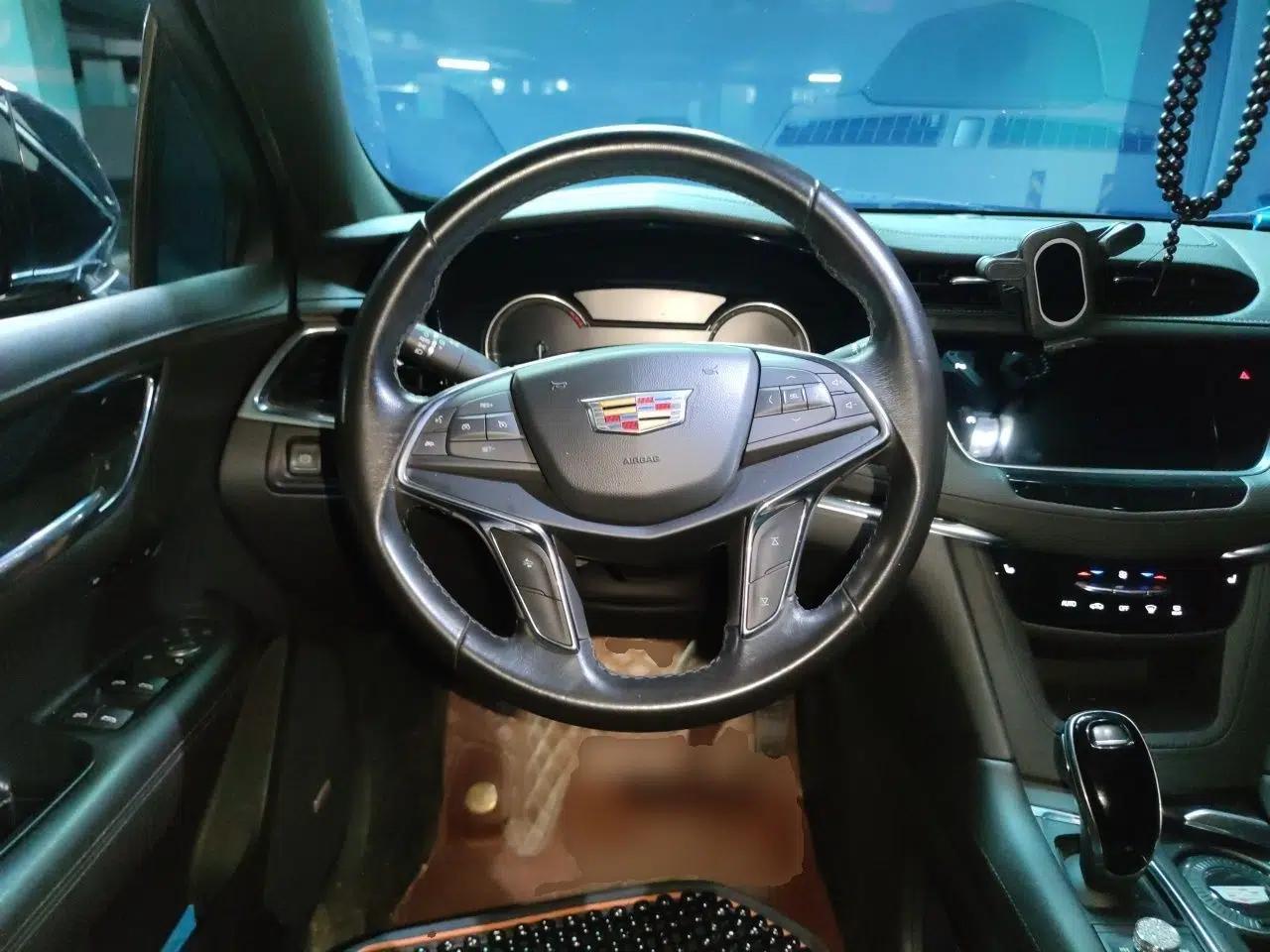 Cadillac XT5 2020 28T Four-Wheel Drive Luxury Version — миниатюра 10