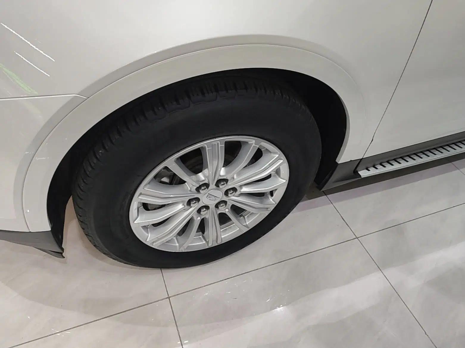 Cadillac XT5 2018 28E Four-Wheel Drive Tech Version — миниатюра 10