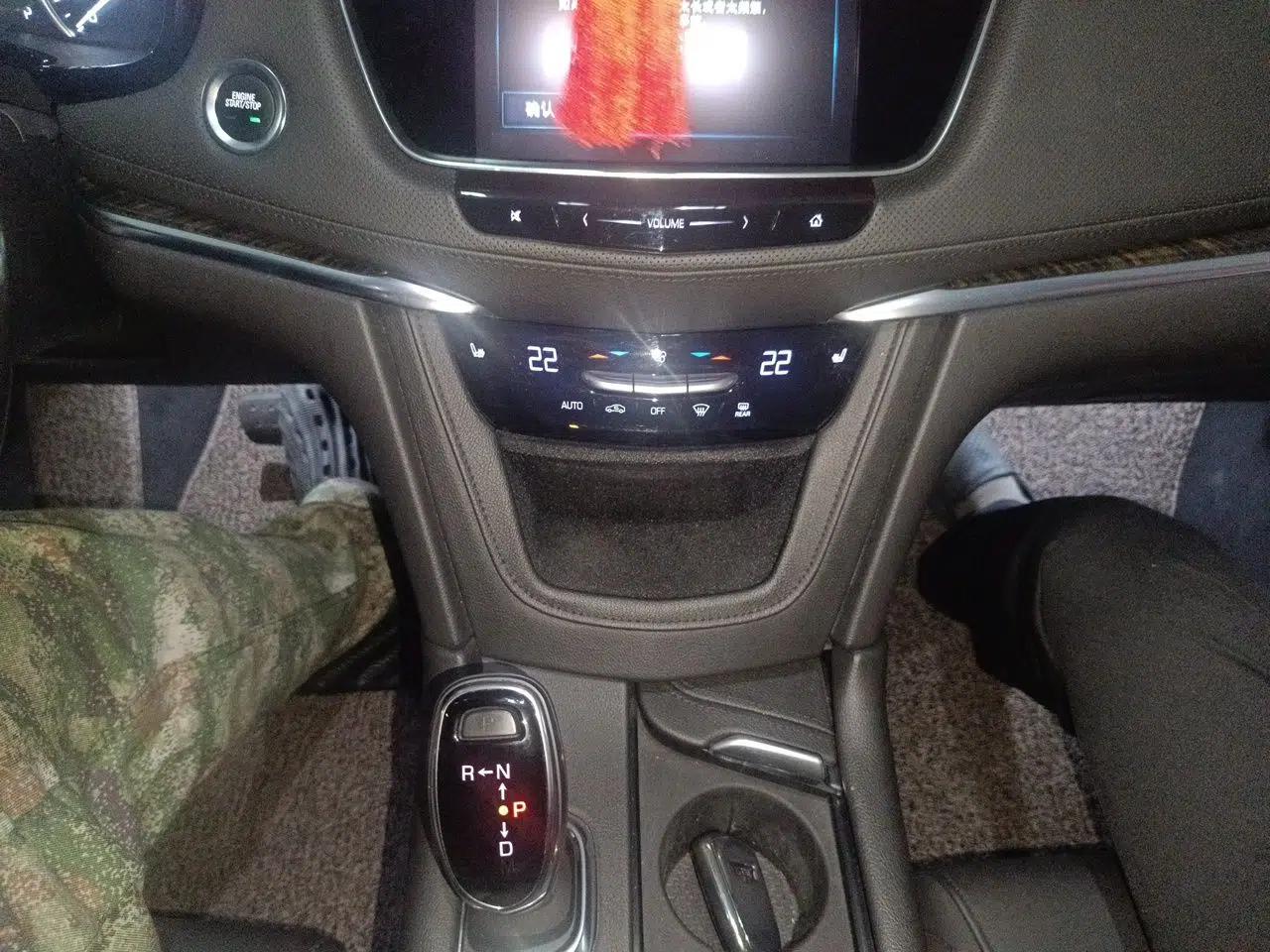 Cadillac XT5 2018 25T Luxury Model — миниатюра 13