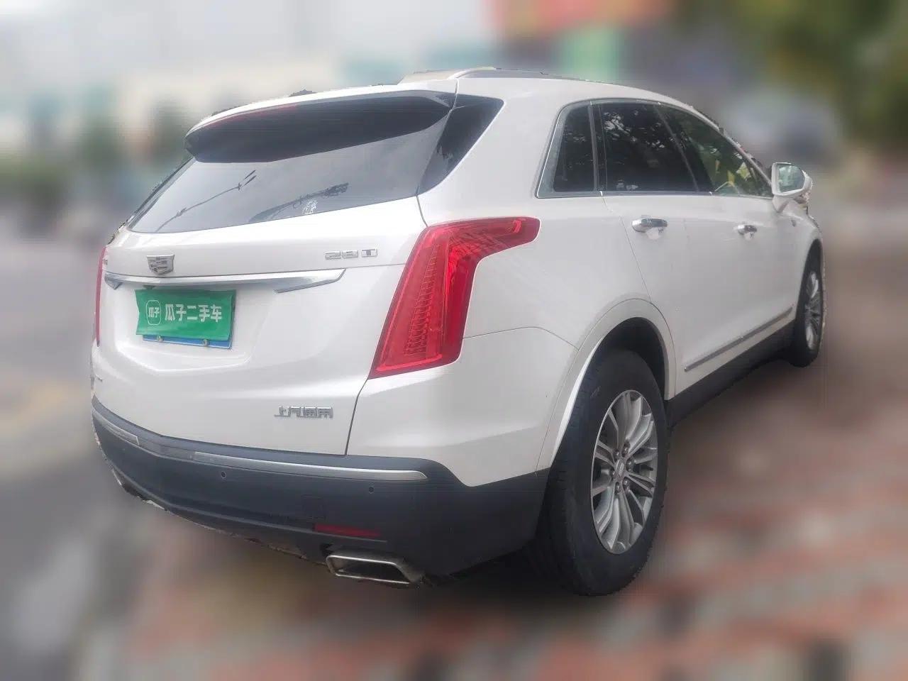 Cadillac XT5 2018 28T Four-Wheel Drive Luxury Model — миниатюра 6